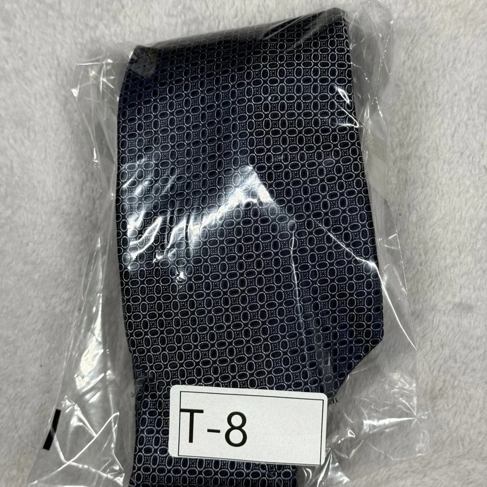 Westbury London Necktie Navy Blue Circle Pattern Silk Hand Tailored USA‎